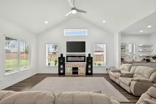 6038 Leeward Is Dr, Conroe, TX 77304 - Photo 19