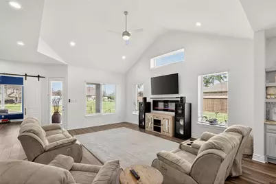 6038 Leeward Island Drive, Conroe, TX 77304 - Photo 17