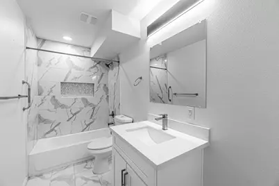 9711 Linkmeadow Lane #3, Houston, TX 77025 - Photo 3