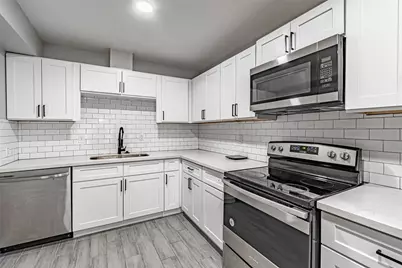 9711 Linkmeadow Lane #3, Houston, TX 77025 - Photo 21