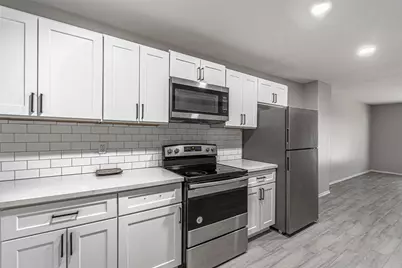 9711 Linkmeadow Lane #3, Houston, TX 77025 - Photo 19