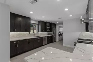 11918 Beverly Dr, Houston, TX 77065 - Photo 17