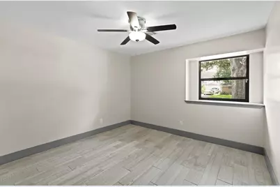 5522 Braesvalley Drive, Houston, TX 77096 - Photo 19