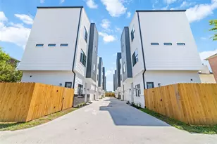 5905 Fairdale Ln, Houston, TX 77057 - Photo 1