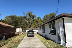 8407 Carolwood Dr, Houston, TX 77028 - Photo 17