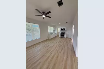 8407 Carolwood Drive, Houston, TX 77028 - Photo 5