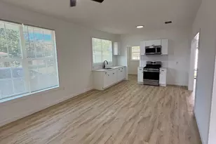 8407 Carolwood Dr, Houston, TX 77028 - Photo 5