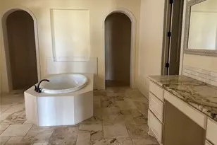 10307 Joshua Creek Ct, Cypress, TX 77433 - Photo 7