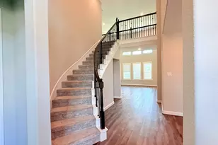 4426 Tumbling Leaf Ct, Sugar Land, TX 77479 - Photo 3