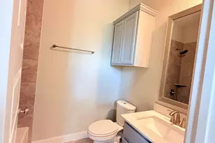 4426 Tumbling Leaf Ct, Sugar Land, TX 77479 - Photo 5