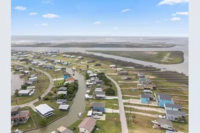 2023 County Road 201, Sargent, TX 77414 - Photo 47