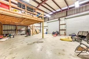 1095 County Rd 423, Alvin, TX 77511 - Photo 25