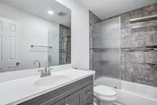 778 Thicket Ln, Houston, TX 77079 - Photo 19