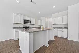 654 Amesbury Rd, Conroe, TX 77316 - Photo 21