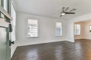 2102 55th St, Galveston, TX 77551 - Photo 17