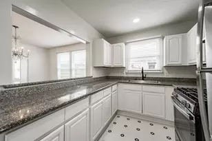 2102 55th St, Galveston, TX 77551 - Photo 27