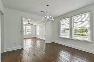 2102 55th St, Galveston, TX 77551 - Photo 7