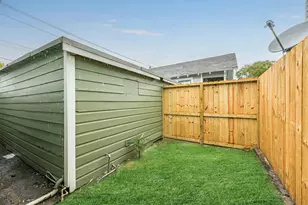 2102 55th St, Galveston, TX 77551 - Photo 31