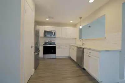 2825 Hickory Limb Court, League City, TX 77573 - Photo 5