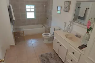 2520 E Crosstimbers St, Houston, TX 77093 - Photo 19