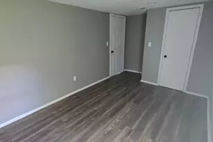 1523 N Avenue F, Freeport, TX 77541 - Photo 17