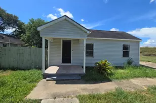 1523 N Avenue F, Freeport, TX 77541 - Photo 3