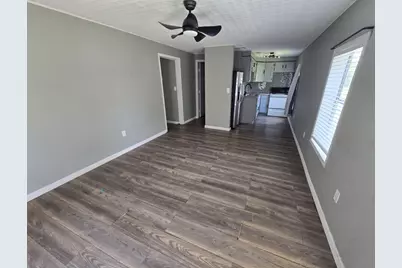 1523 N Avenue F, Freeport, TX 77541 - Photo 5