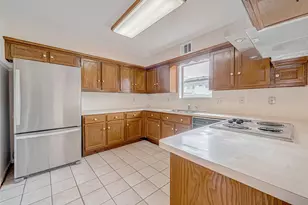 2906 Arrowhead Dr, Sugar Land, TX 77479 - Photo 13