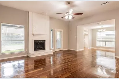 12106 Essenbruk Drive, Houston, TX 77066 - Photo 3