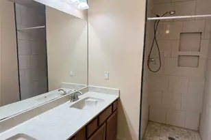 16431 Canario Dr, Houston, TX 77083 - Photo 9