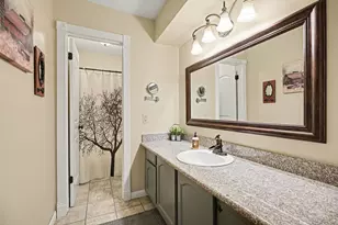 15914 Dunmoor Dr, Houston, TX 77059 - Photo 21