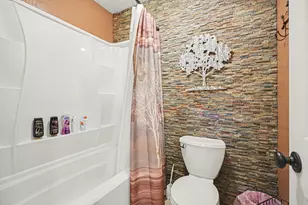 15914 Dunmoor Dr, Houston, TX 77059 - Photo 21