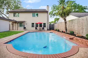 15914 Dunmoor Dr, Houston, TX 77059 - Photo 25