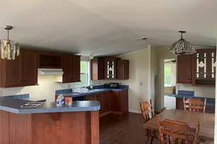 745 N Commerce, Marquez, TX 77865 - Photo 9