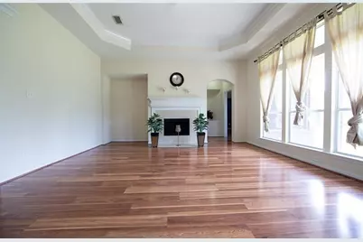 13113 Sunset Cliff Court, Sugar Land, TX 77478 - Photo 3