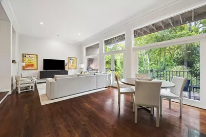 5 Pine Briar Circle, Houston, TX 77056 - Photo 3