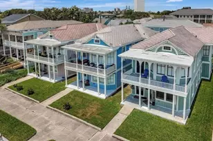 1602 Avenue L, Galveston, TX 77550 - Photo 3