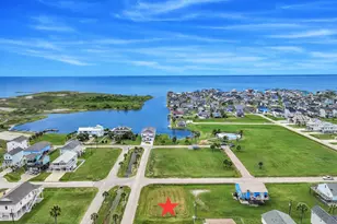 151 Miramar Dr, Galveston, TX 77554 - Photo 1