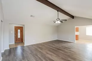 5939 Ollia Cir, Pasadena, TX 77505 - Photo 5