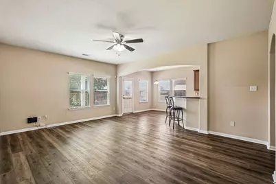 9705 Blue Bonnet Drive, Texas City, TX 77591 - Photo 7