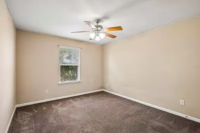 9705 Blue Bonnet Drive, Texas City, TX 77591 - Photo 23