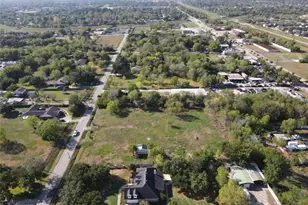 13932 Wrigley St, Houston, TX 77045 - Photo 7