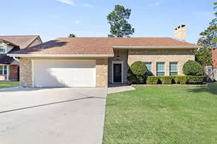 2208 Spring Oak Ln, Orange, TX 77632 - Photo 1