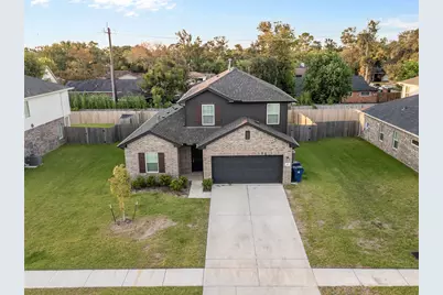 416 Magnolia Street, Richwood, TX 77531 - Photo 1