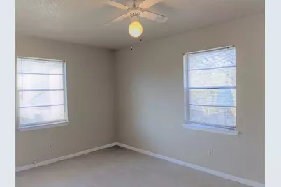 915 Alexander Street #2, Houston, TX 77008 - Photo 9