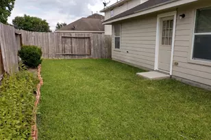 19122 Yellow Thrush Dr, Cypress, TX 77433 - Photo 9