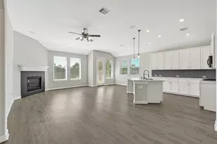 2211 Kingston Cyn Trl, Pearland, TX 77089 - Photo 7