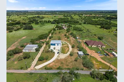 225 Buttercup Lane, Floresville, TX 78114 - Photo 29