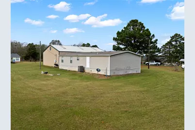 225 Pr 8464, Broaddus, TX 75929 - Photo 11