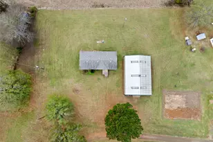 225 Pr 8464, Broaddus, TX 75929 - Photo 7